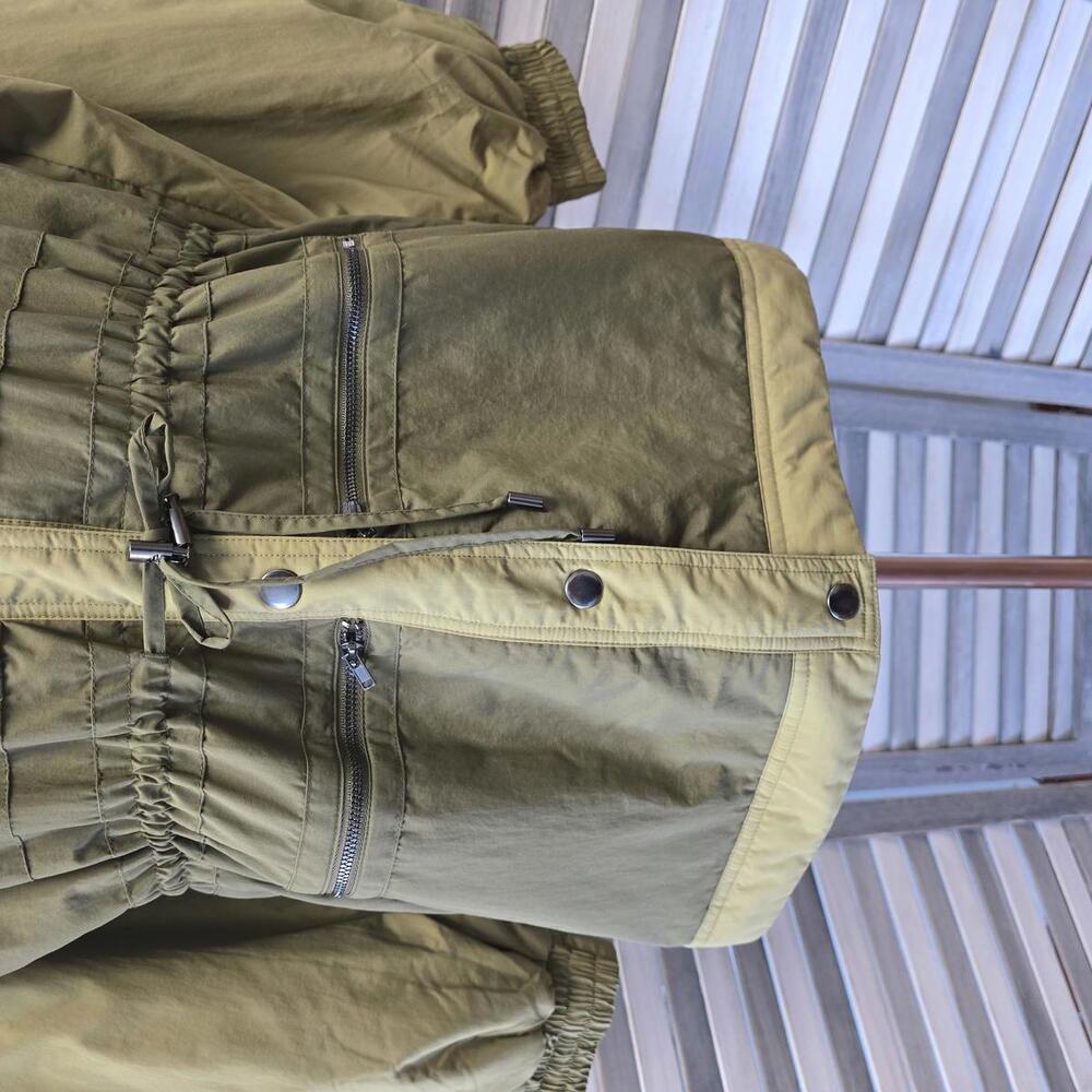Women's Two Tone Quilt Lined Jacket | Future Collective | X Small - Picture 2 of 10